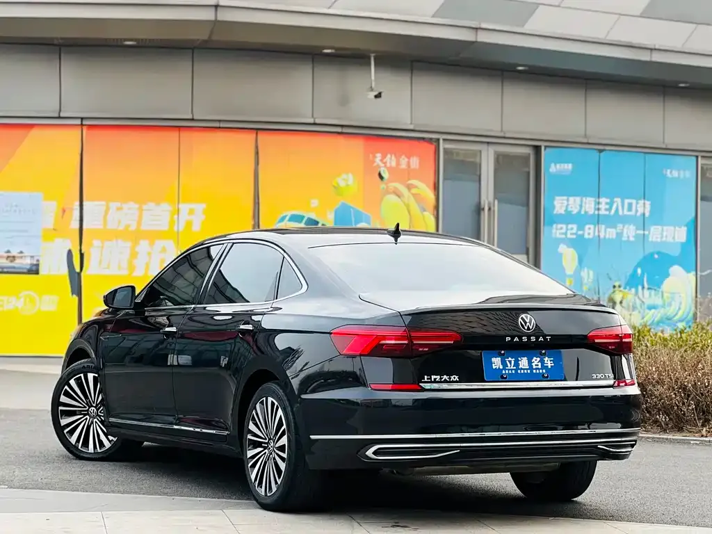 Volkswagen Passat — фото 2