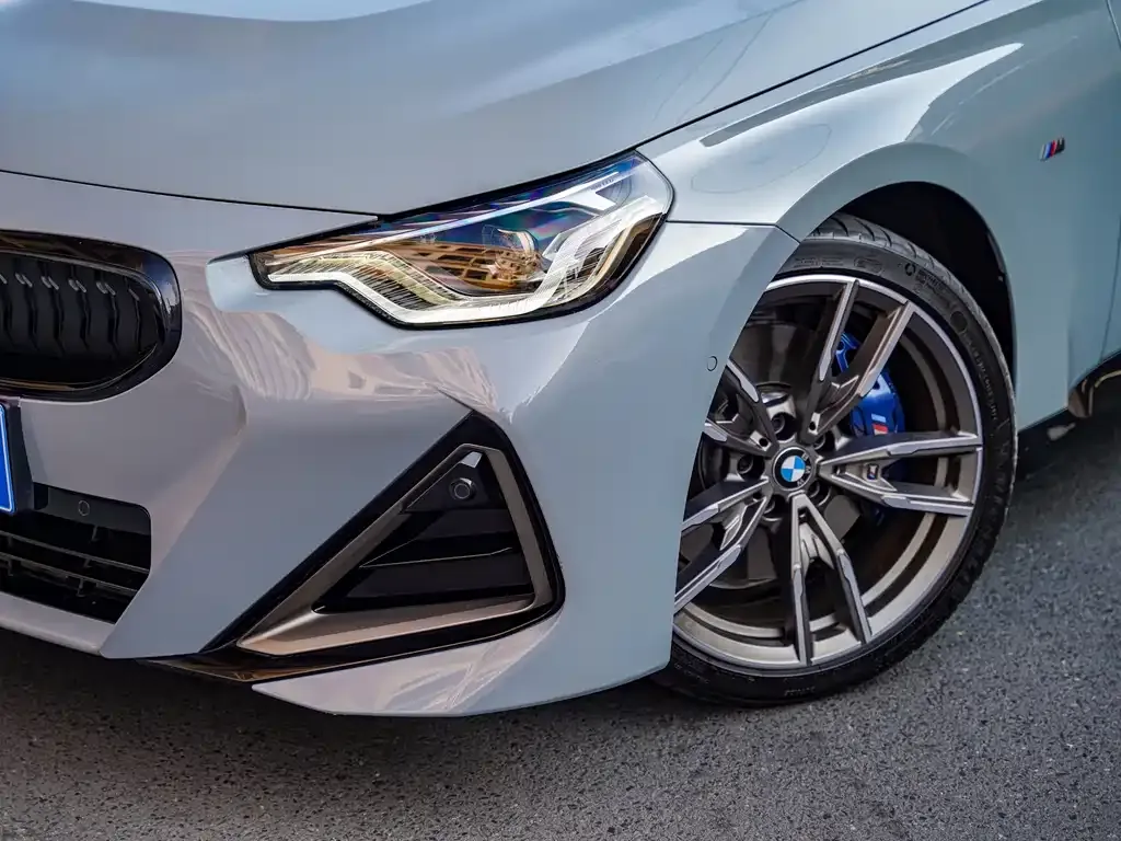 BMW M240i — фото 7