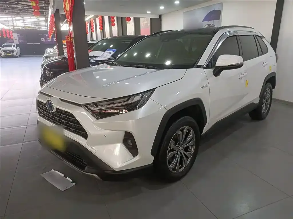 Toyota RAV4 — фото 9