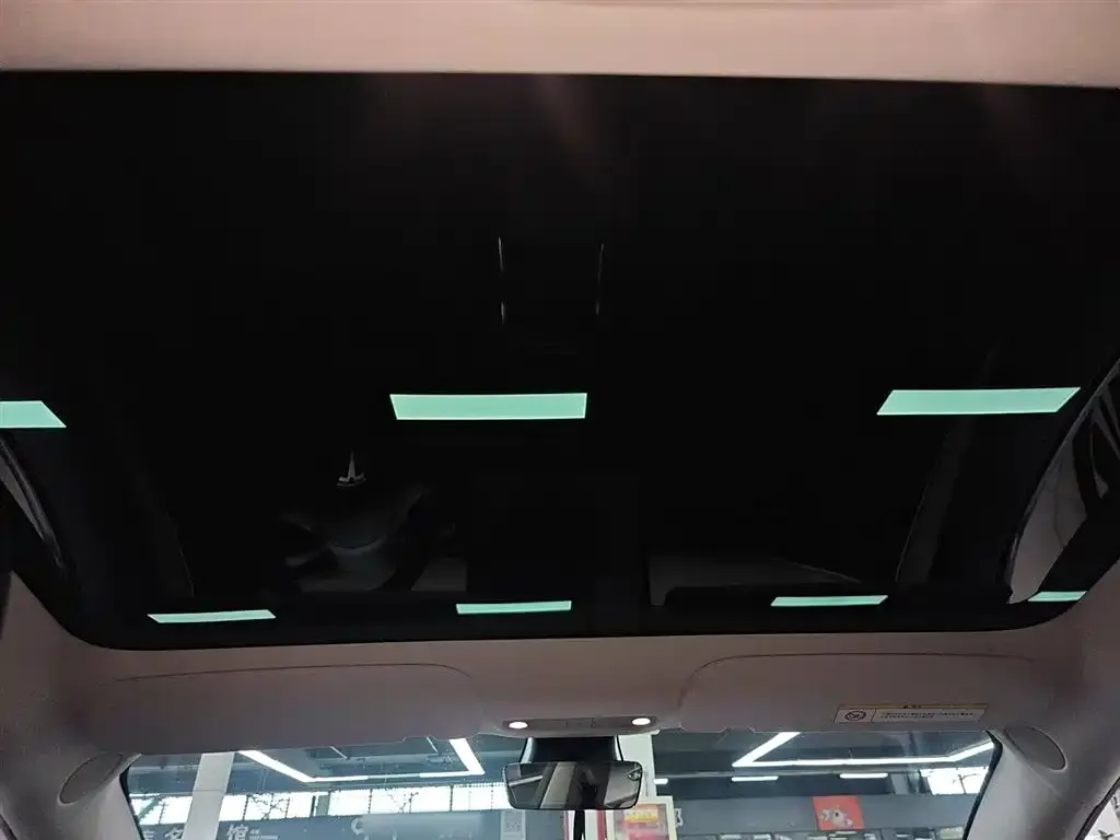 Tesla Model 3 — фото 2