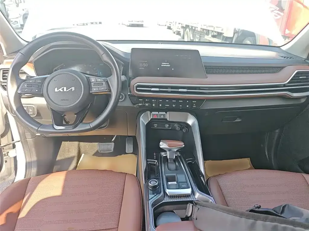 Kia Sportage — фото 9