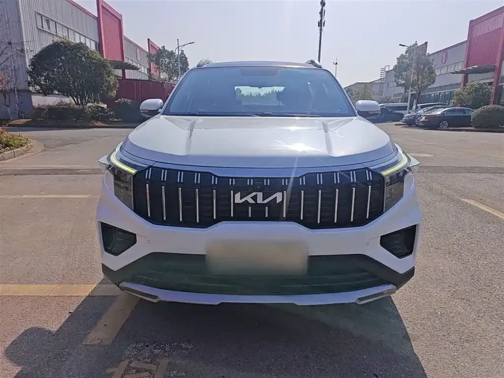 Kia Sportage — фото 6