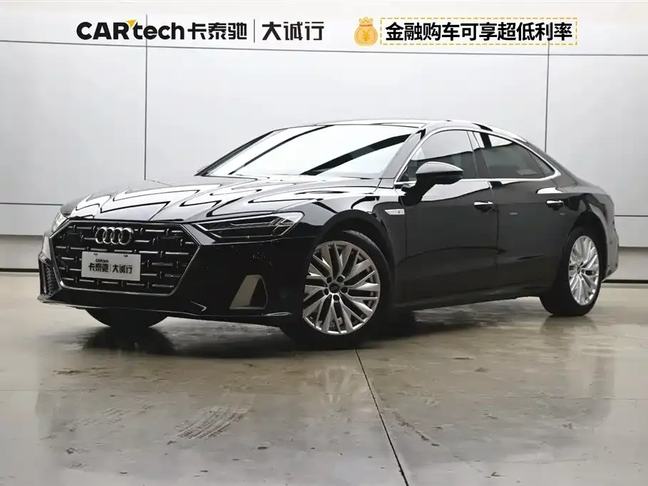 Audi A7L — фото 1