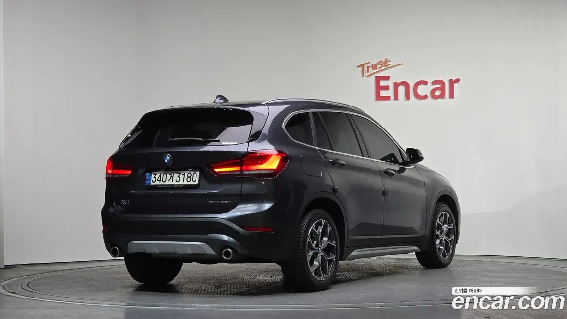 BMW X1 — фото 10