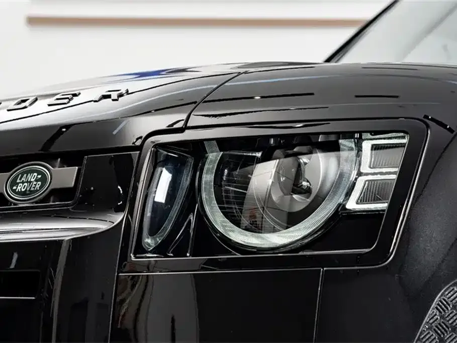 Land Rover Defender — фото 2