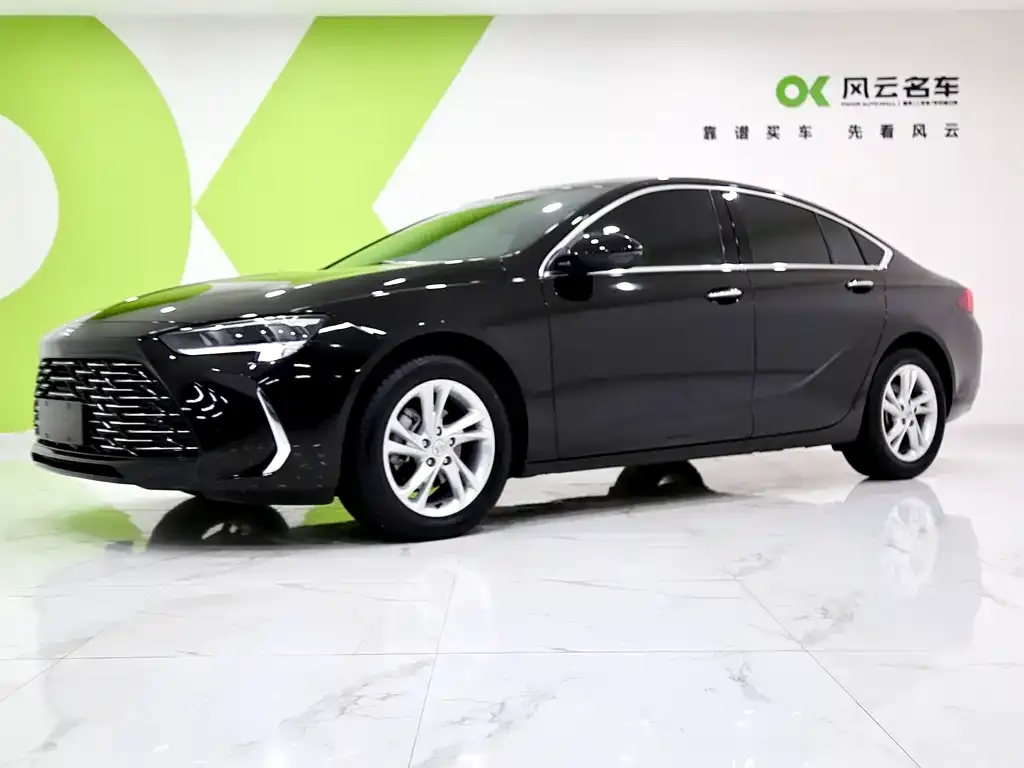 Buick Regal — фото 1