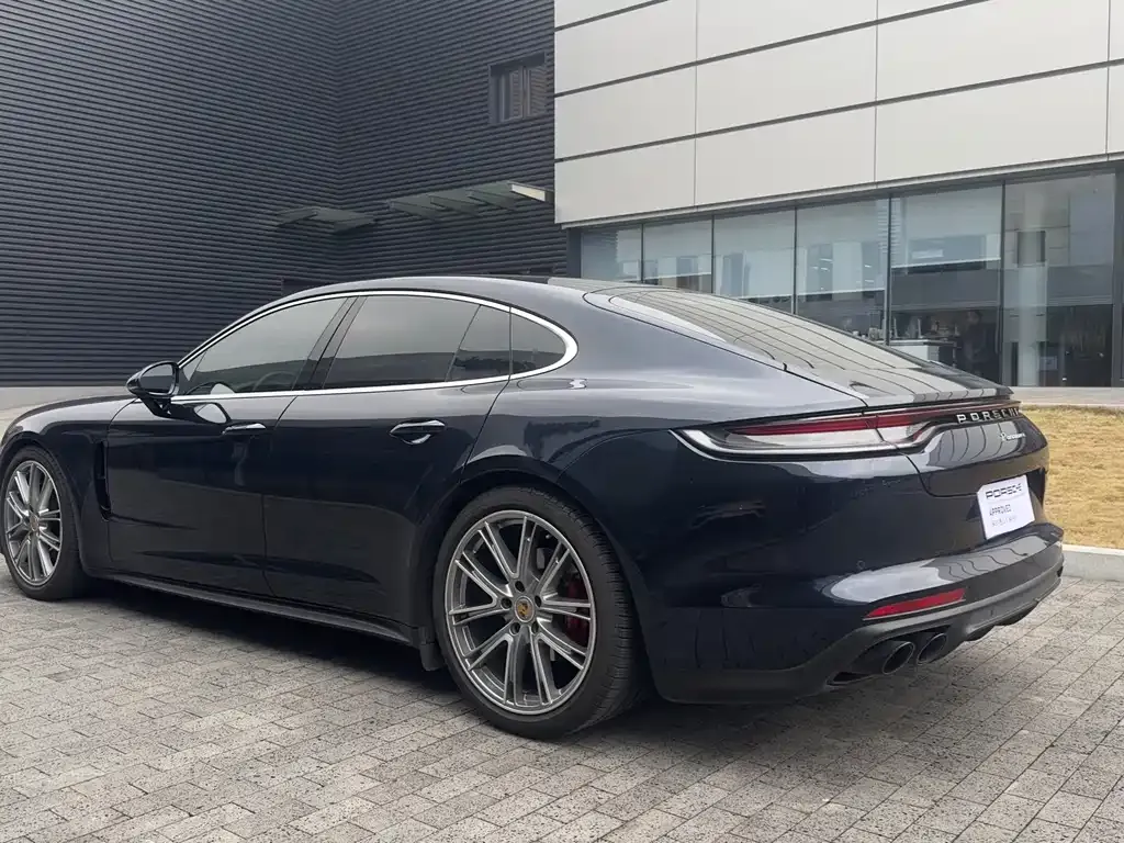 Porsche Panamera — фото 9
