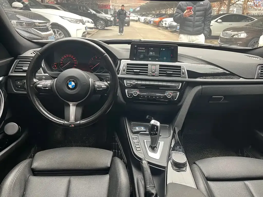 BMW 3 Series GT — фото 9