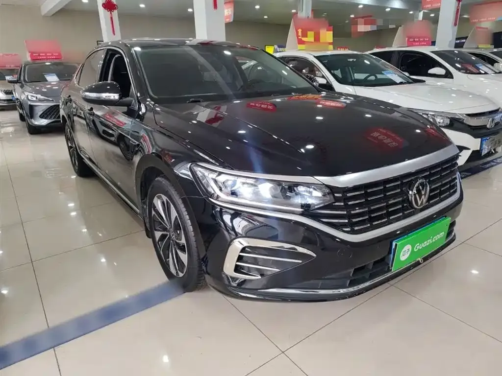 Volkswagen Passat — фото 8