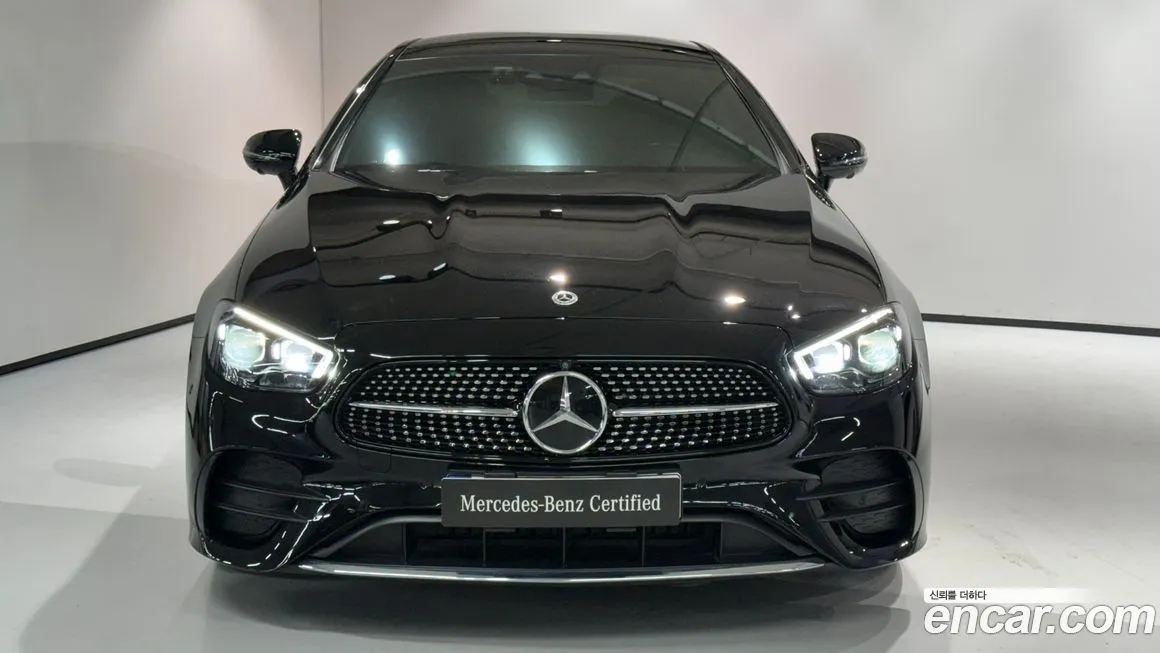 Mercedes-Benz E-Class — фото 5