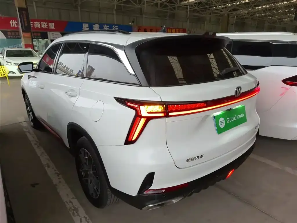 Changan CS75PLUS — фото 7