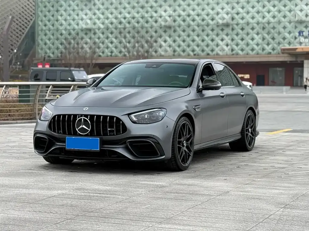 Mercedes-Benz E-Class AMG — фото 8