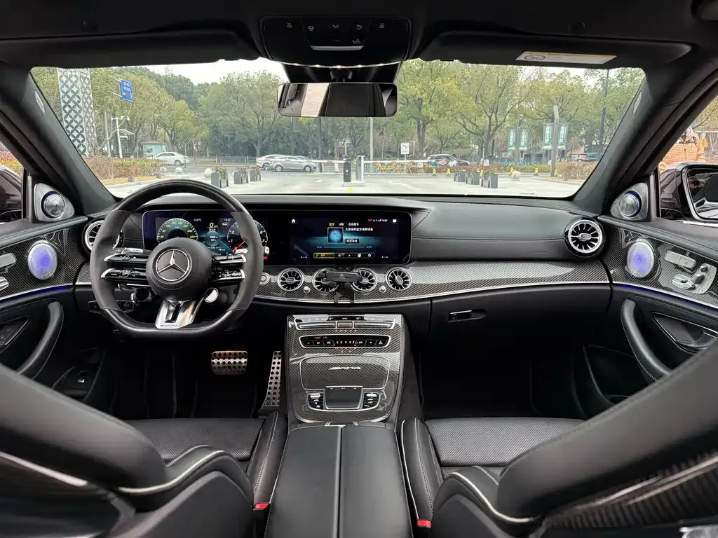 Mercedes-Benz E-Class AMG — фото 6
