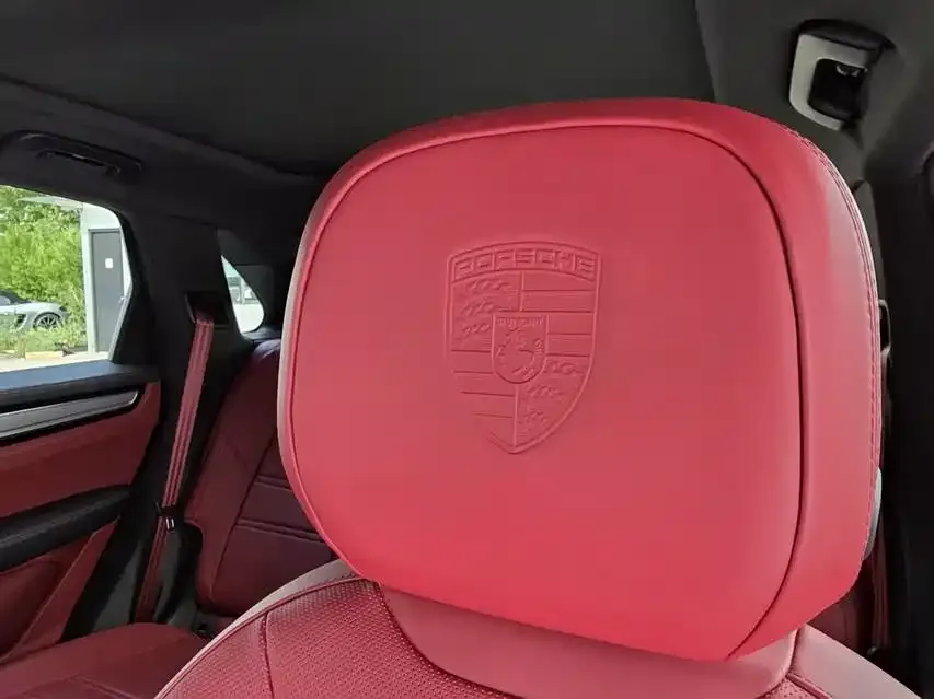 Porsche Cayenne Hybrid — фото 3