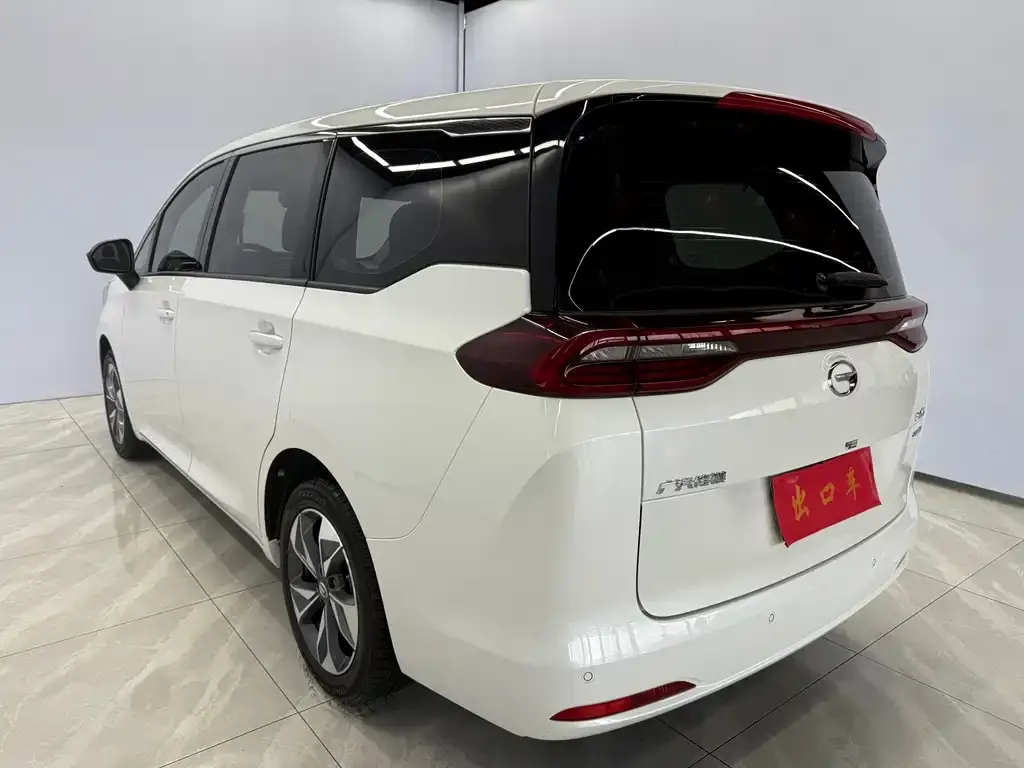 GAC Motor Trumpchi M6 — фото 5