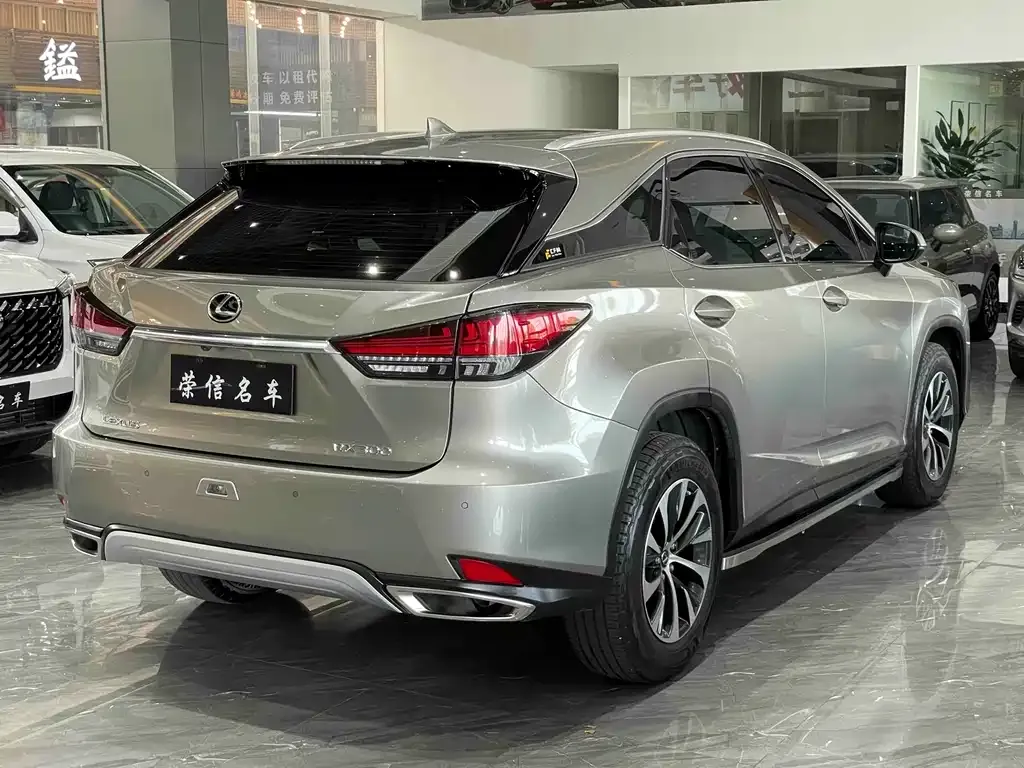 Lexus RX — фото 4