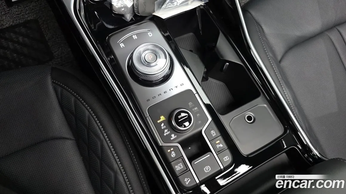 Kia Sorento — фото 10