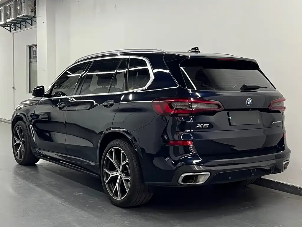 BMW X5 — фото 2