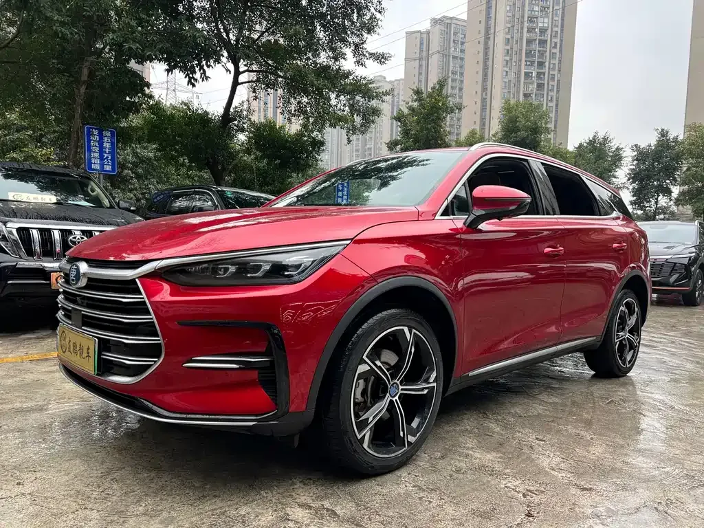 BYD Tang New Energy — фото 1