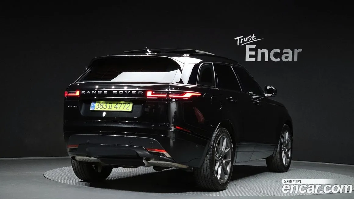 Land Rover Range Rover Velar — фото 4
