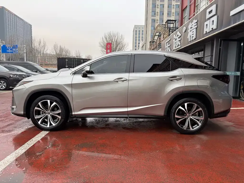 Lexus RX — фото 9