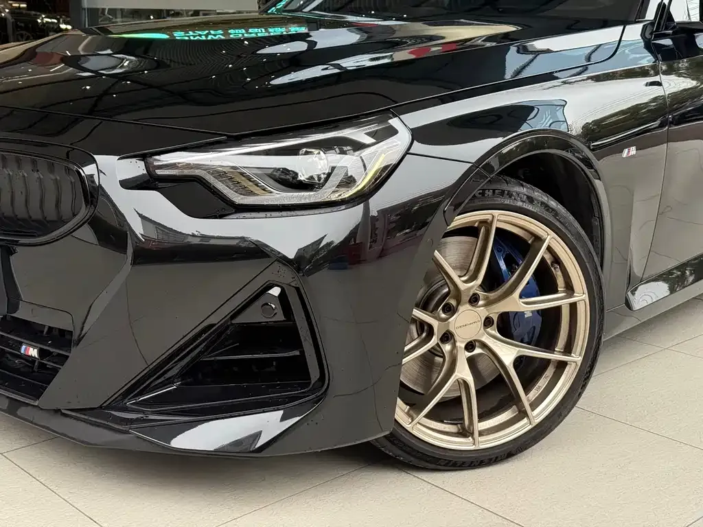 BMW M240i — фото 4
