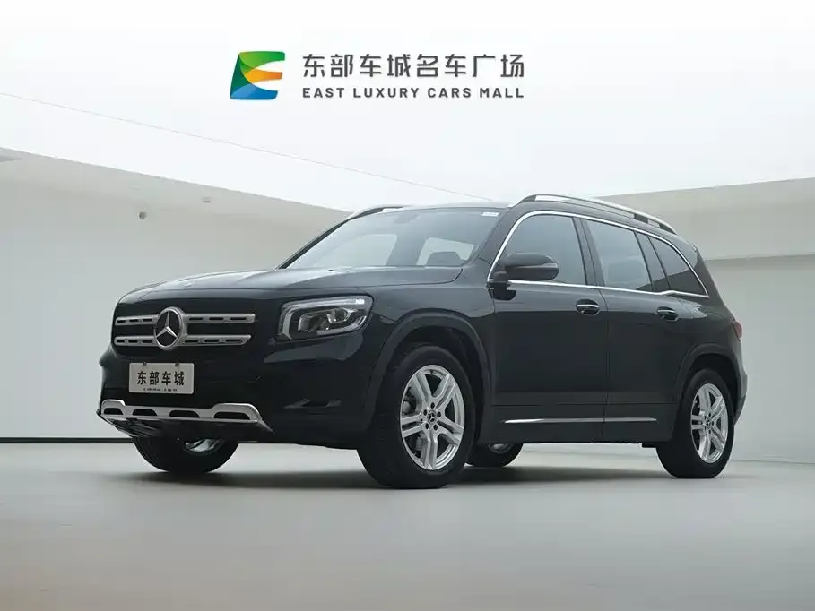 Mercedes-Benz GLB — фото 1