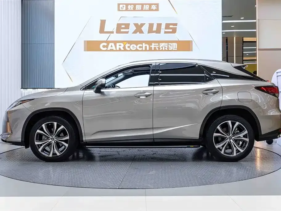 Lexus RX — фото 5