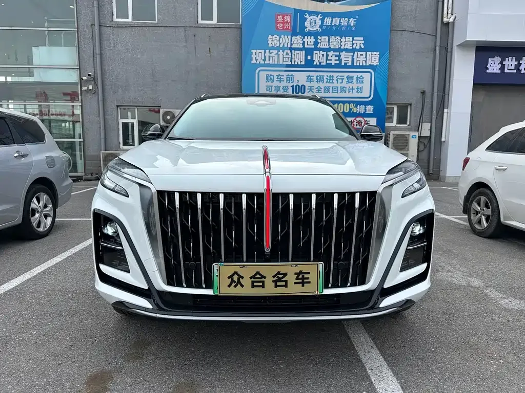 Hongqi HS3 PHEV — фото 1