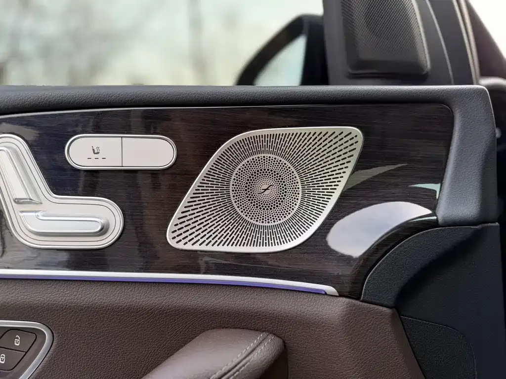 Mercedes-Benz GLE — фото 10