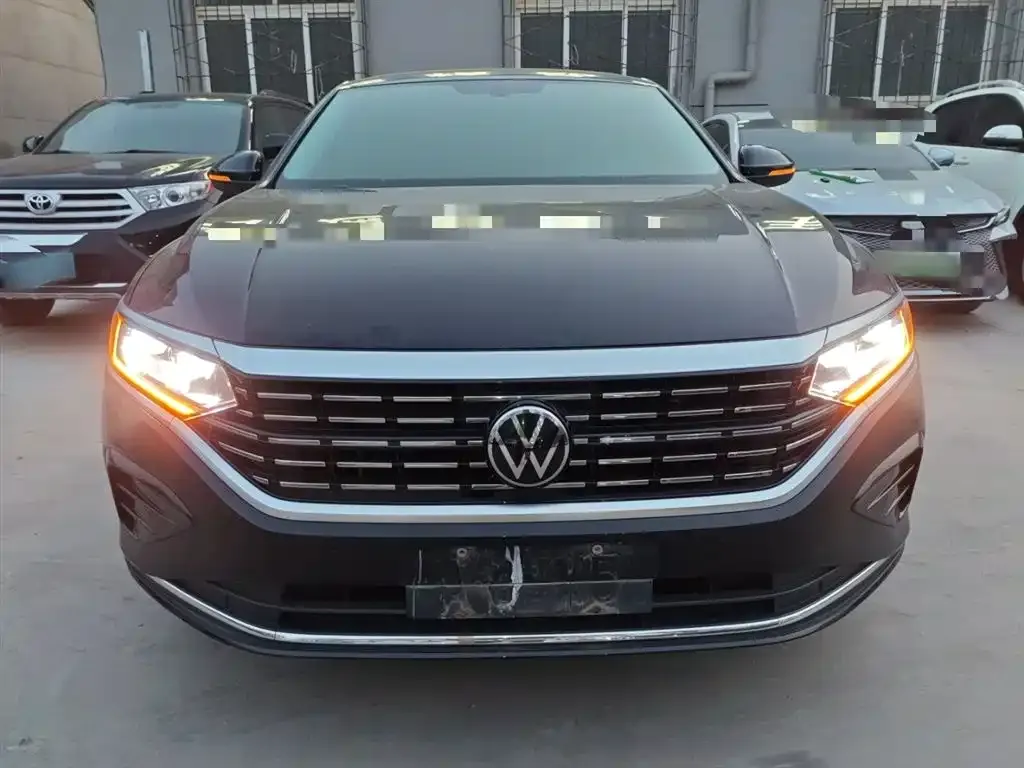 Volkswagen Passat — фото 6