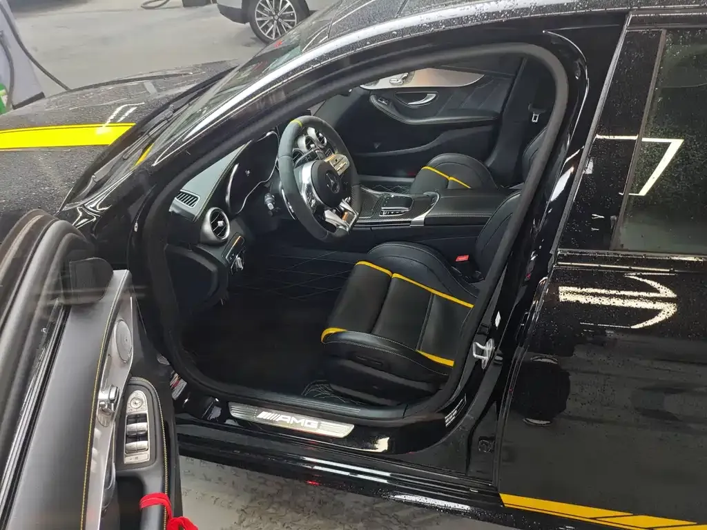 Mercedes-Benz C-Class AMG — фото 6
