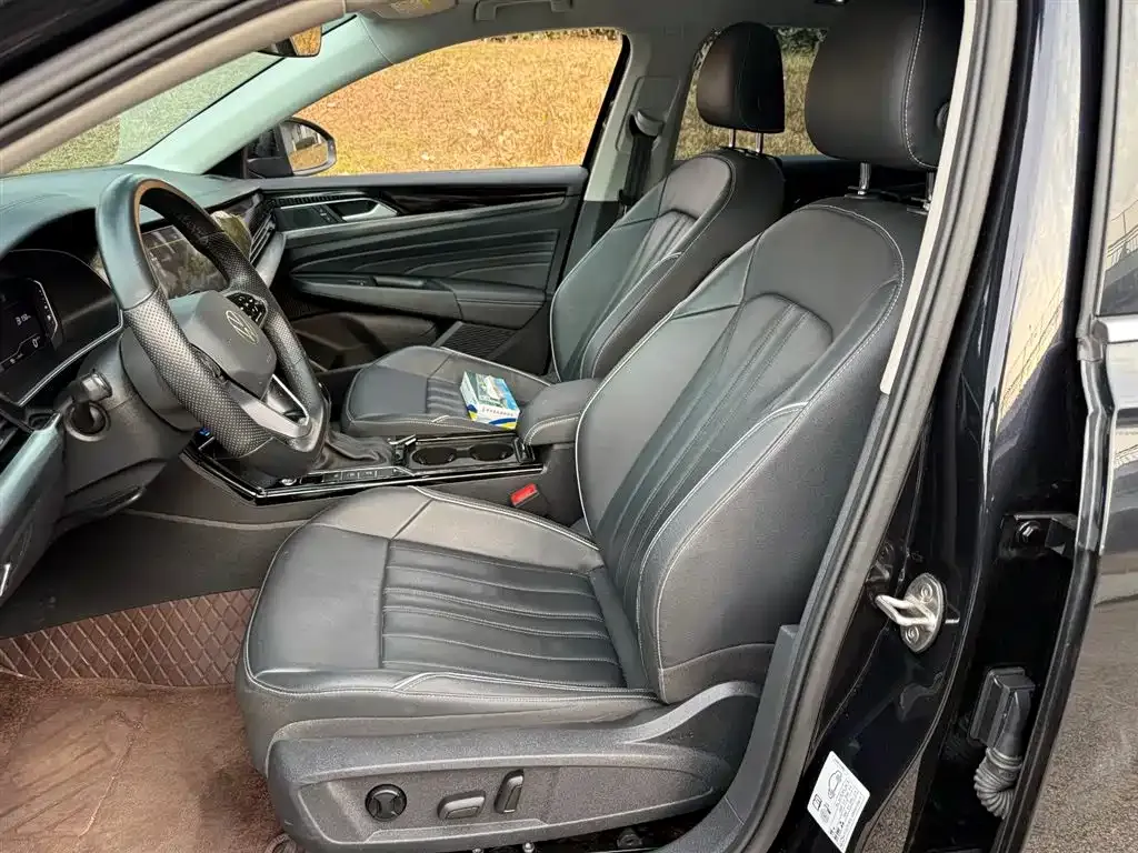 Volkswagen Passat — фото 5