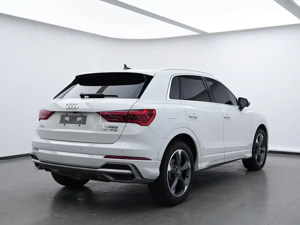 Audi Q3 — фото 2