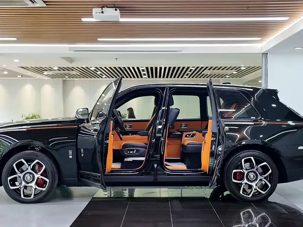 Rolls-Royce Cullinan — фото 3