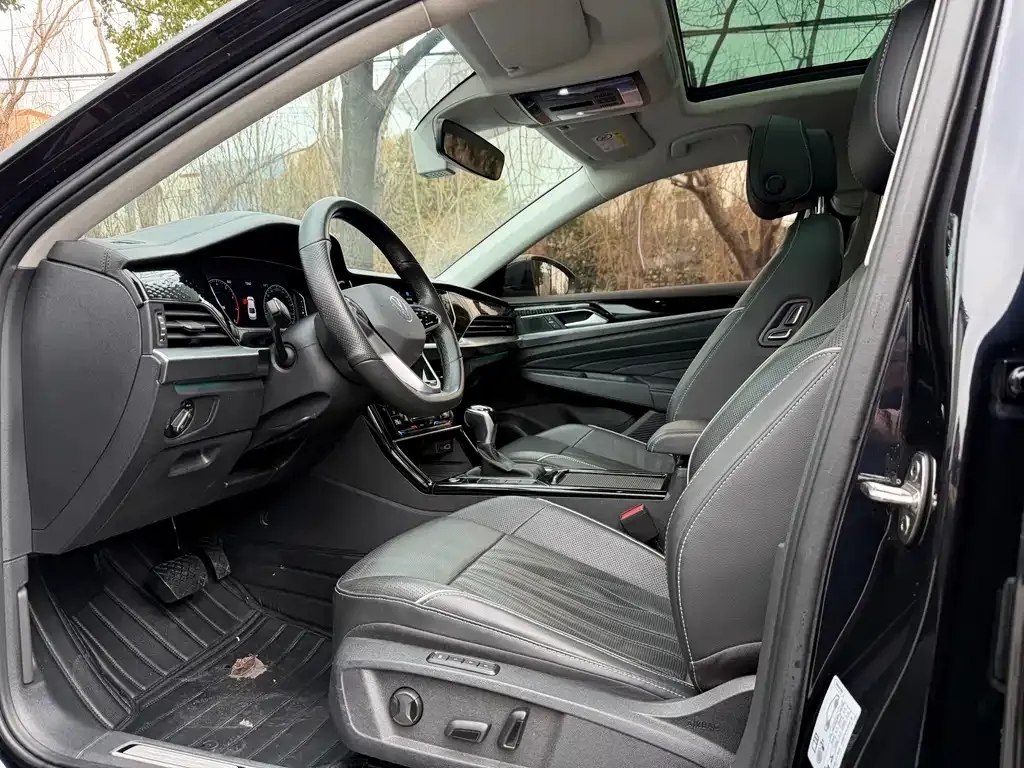 Volkswagen Passat — фото 7