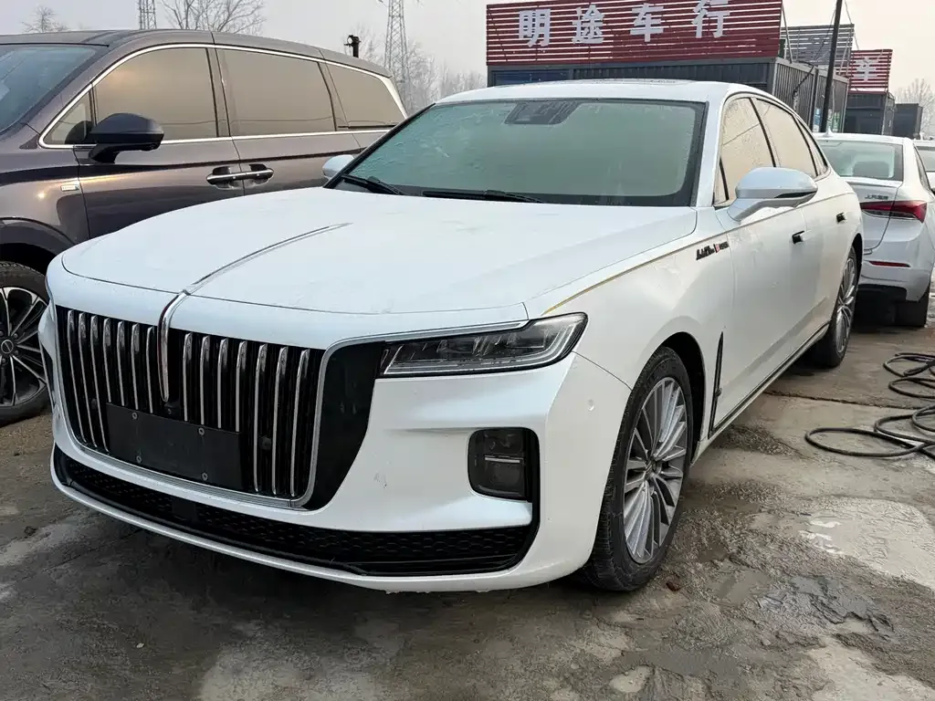 Hongqi H9 — фото 1