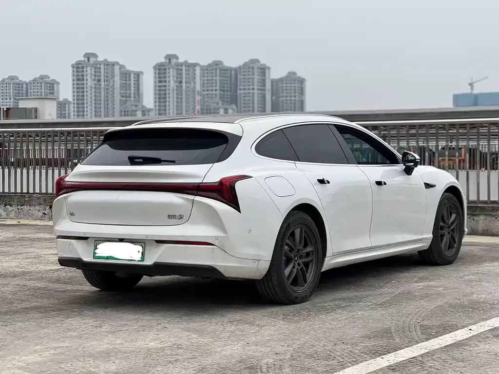 Neta S Shooting Brake — фото 6