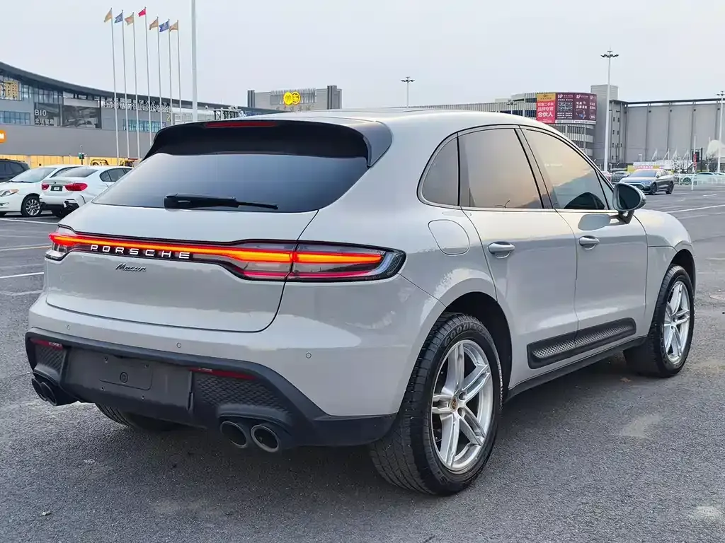 Porsche Macan — фото 7