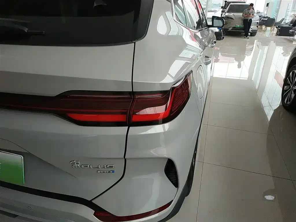 BYD PLUS New Energy — фото 2