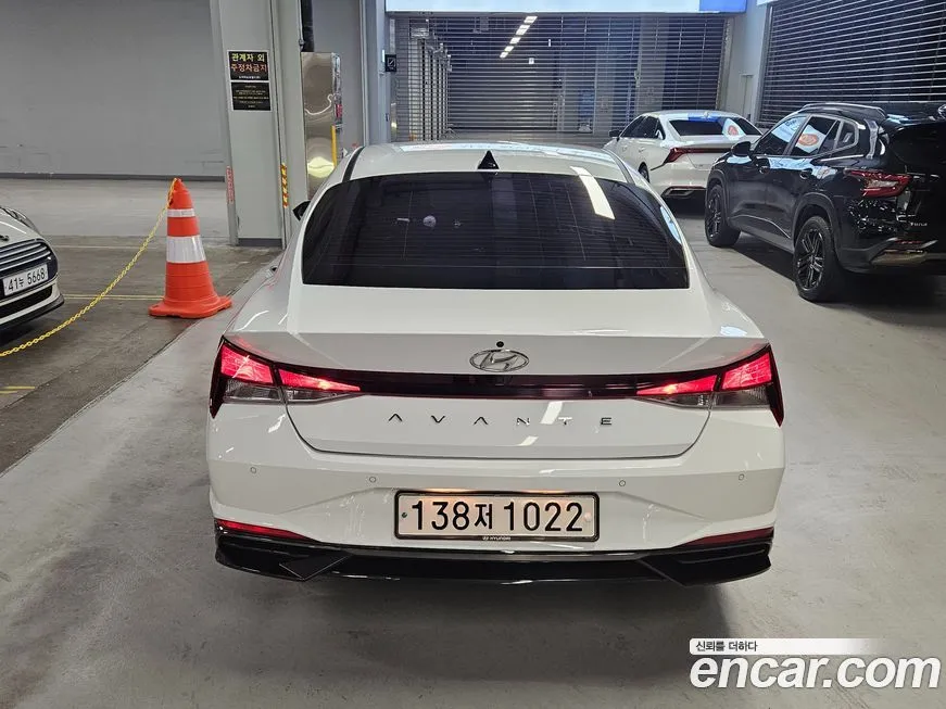 Hyundai AVANTE — фото 4