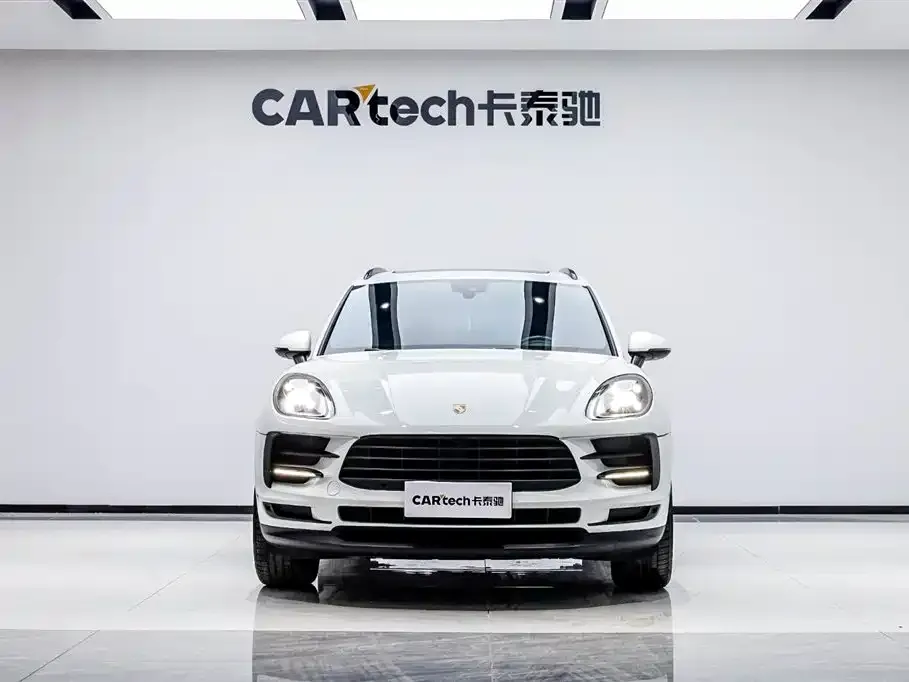 Porsche Macan — фото 8