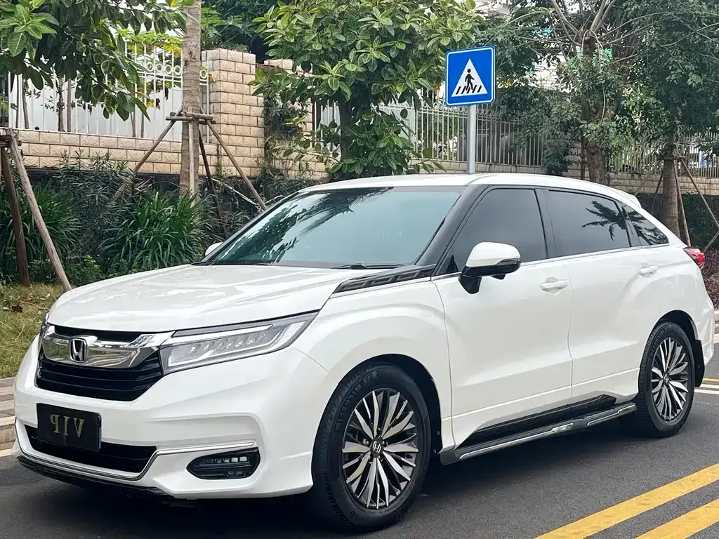Honda Avancier — фото 1