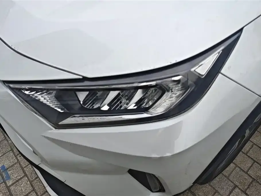 Toyota RAV4 Prime — фото 4