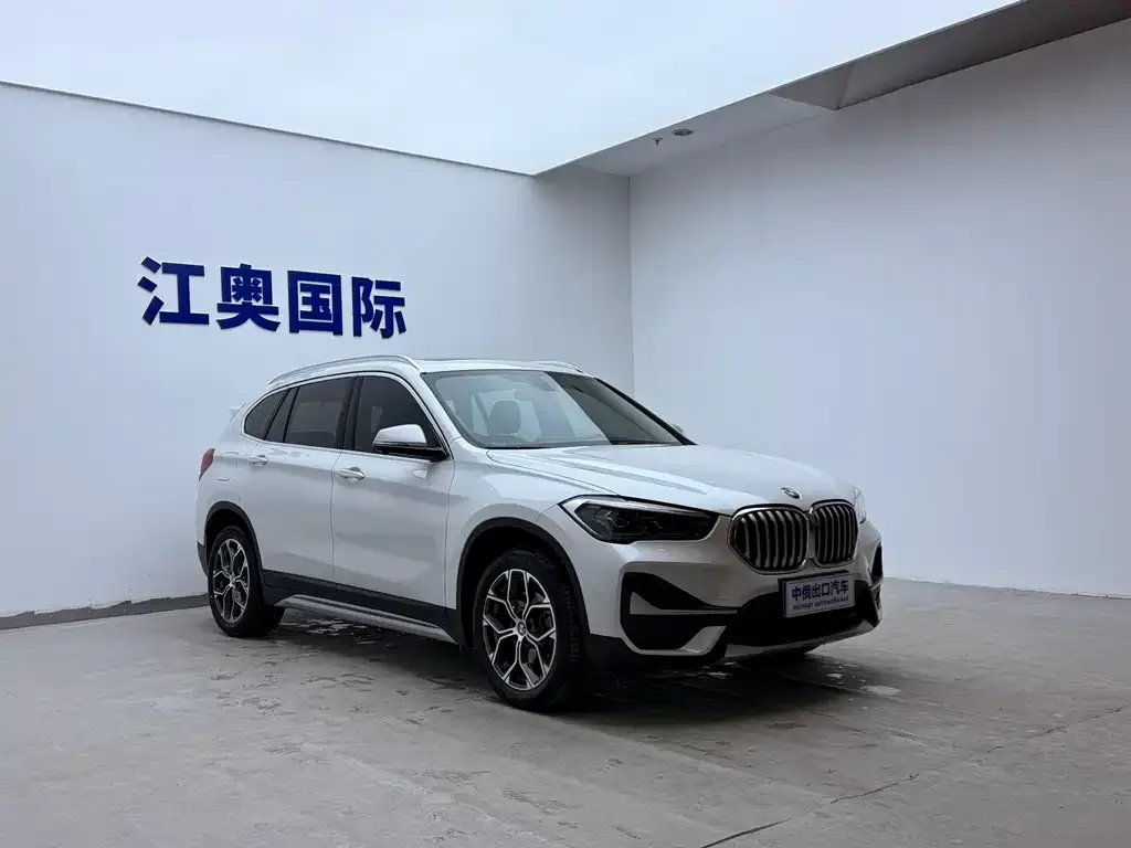 BMW X1 — фото 2