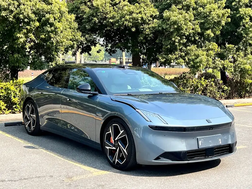 Lynk & Co Z10 — фото 10
