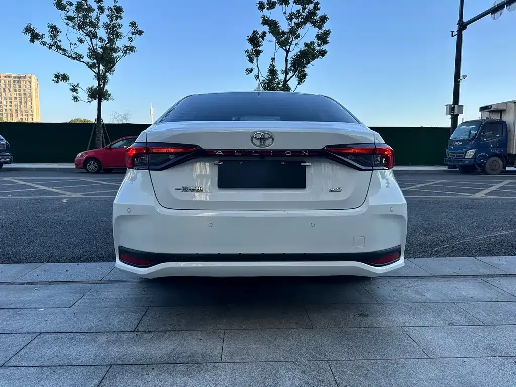 Toyota Allion — фото 7