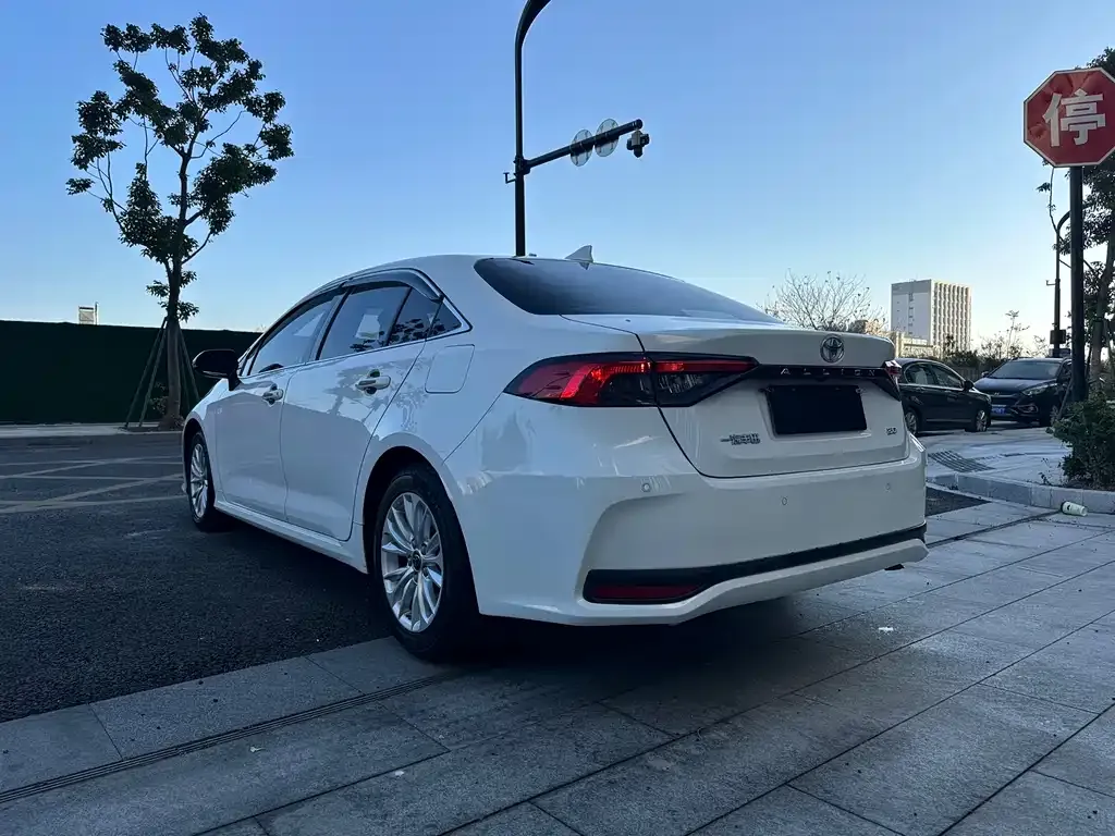 Toyota Allion — фото 10
