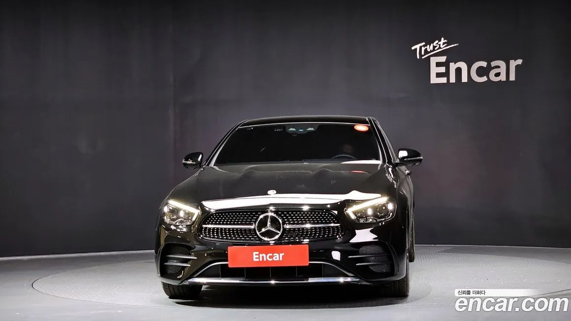 Mercedes-Benz E-Class — фото 10