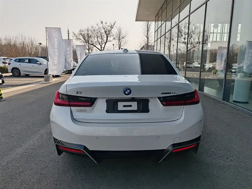 BMW i3 — фото 5